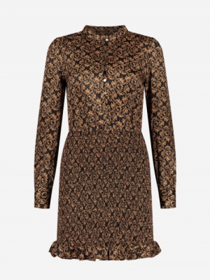  AUTUMN BROWN