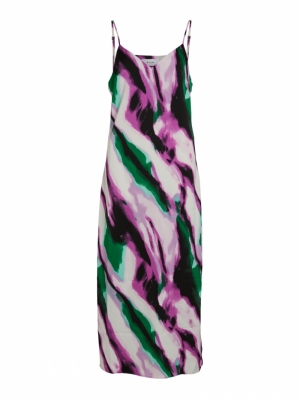 FERN GREEN