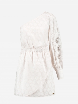 STAR WHITE