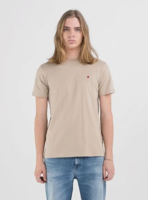  LIGHT TAUPE