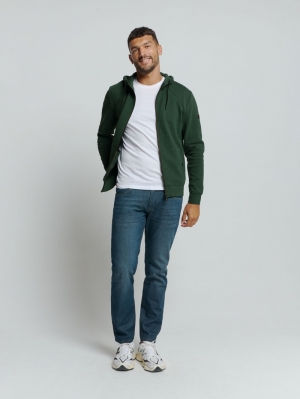  DARK GREEN
