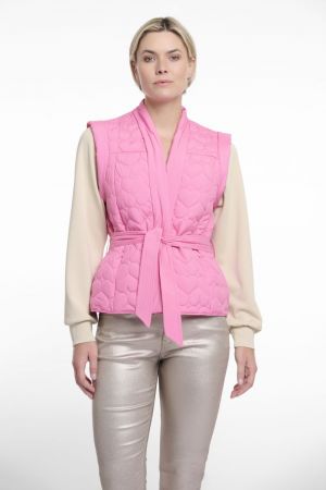  BRIGHT PINK