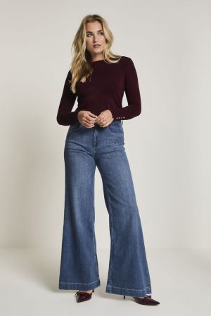 SMOKEY INDIGO