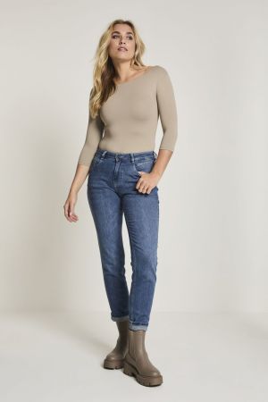SMOKEY INDIGO