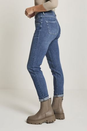 SMOKEY INDIGO