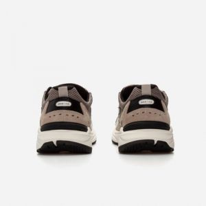  ALMOND BROWN
