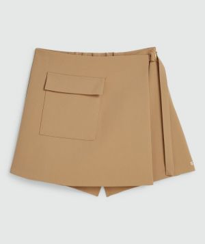  LIGHT BROWN