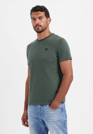  DARK GREEN