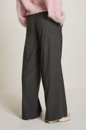 PINSTRIPE ANTHR