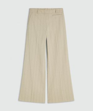  LIGHT BEIGE