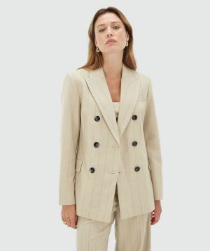  LIGHT BEIGE