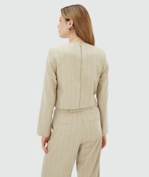 LIGHT BEIGE