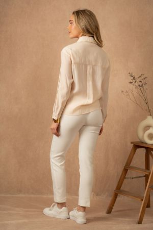  LIGHT BEIGE