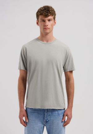  GHOST GREY