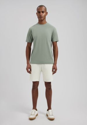  GREEN SHADOW