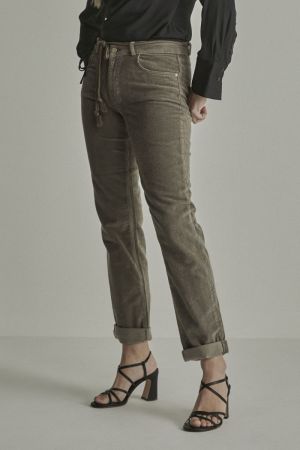 KHAKI GREEN