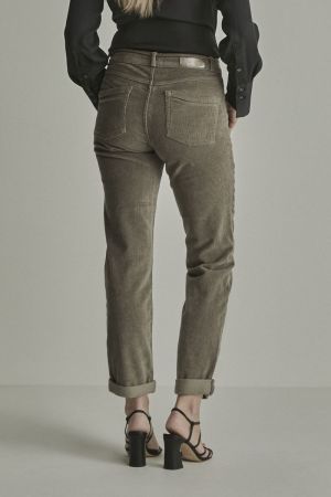  KHAKI GREEN