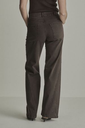  MOCHA BROWN